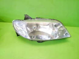 REFLEKTOR LAMPA PRAWA PRZÓD MAZDA 323F BJ 00-02