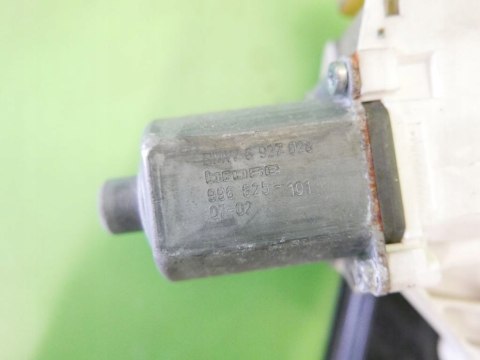 MECHANIZM SZYBY PRAWY PRZÓD BMW E90 E91 5D 04-08
