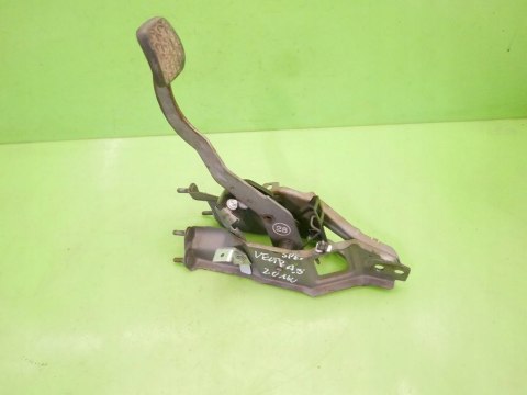 PEDAŁ SPRZĘGŁA OPEL VECTRA B FL 2.0 16V 99-02