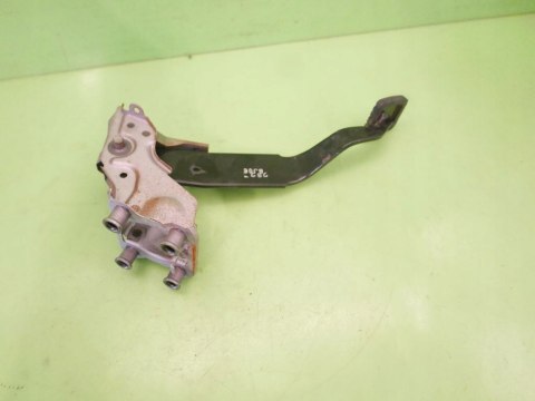 PEDAŁ HAMULCA MAZDA PREMACY I CP FL 1.8 16V 01-05