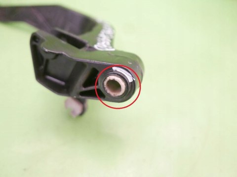 PEDAŁ SPRZĘGŁA VW PASSAT B5 1.6 8V 96-00 PEDAŁ SPRZĘGŁA VW PASSAT B5 1.6 8V 96-00