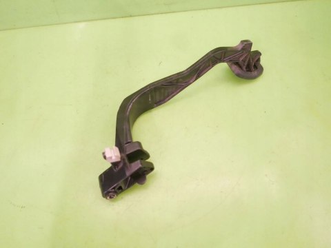 PEDAŁ SPRZĘGŁA VW PASSAT B5 1.6 8V 96-00 PEDAŁ SPRZĘGŁA VW PASSAT B5 1.6 8V 96-00