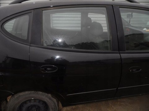 DRZWI PRAWE TYŁ TYLNE DAEWOO TACUMA I U100 00-03 DRZWI PRAWE TYŁ TYLNE DAEWOO TACUMA I U100 00-03