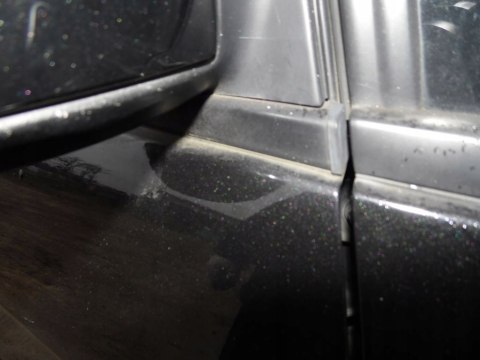 LISTWA ZGARNIAJĄCA PRAWA PRZÓD DAEWOO TACUMA U100 LISTWA ZGARNIAJĄCA PRAWA PRZÓD DAEWOO TACUMA U100
