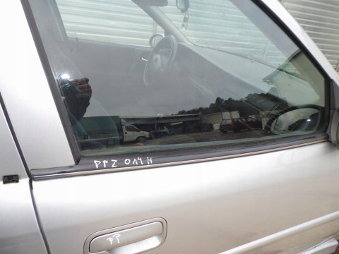 LISTWA ZGARNIAJĄCA PRAWA PRZÓD OPEL VECTRA B FL LISTWA ZGARNIAJĄCA PRAWA PRZÓD OPEL VECTRA B FL