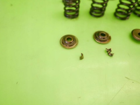 ZAWORY ZAWÓR AUDI A6 C5 2.8 V6 ACK 193KM 97-01