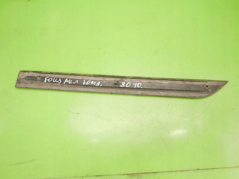LISTWA DRZWIOWA PRAWA TYŁ FORD FOCUS MK1 FL 5D 01- LISTWA DRZWIOWA PRAWA TYŁ FORD FOCUS MK1 FL 5D 01-