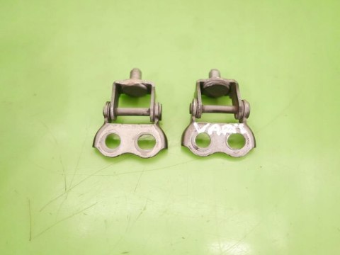 ZAWIASY KLAPY TYŁ BAGAŻNIKA TOYOTA YARIS I FL 209