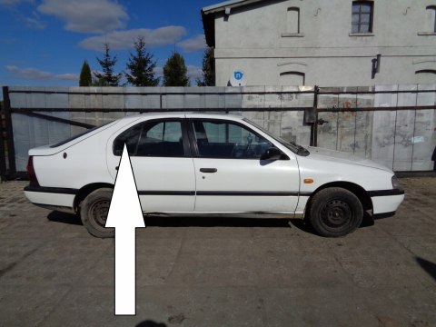 SZYBA DRZWIOWA PRAWA TYŁ MAŁA NISSAN PRIMERA P10