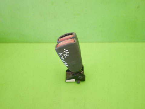 ZAPIĘCIA PASÓW TYŁ PRAWE ŚRODEK VOLVO S80 I 5D 98-