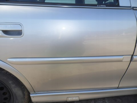 LISTWA DRZWIOWA PRAWA TYŁ OPEL VECTRA B FL L147