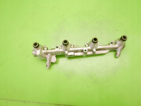 LISTWA WTRYSKOWA FORD ESCORT MK7 1.6 16V 95-00 LISTWA WTRYSKOWA FORD ESCORT MK7 1.6 16V 95-00