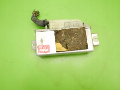 MODUŁ STEROWNIK ABS VW T4 TRANSPORTER 2.4 D 90-96