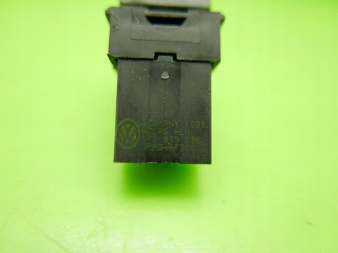 PRZEŁĄCZNIK SZYBY TYŁ PRAWY VW GOLF PLUS + 04-08