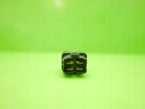 PRZEKAŹNIK 9522402000 HYUNDAI H1 2.5 TD D4BH 00-02