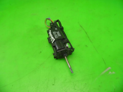 SILNICZEK REGULACJI PASA PRAWY PRZÓD LEXUS LS460L