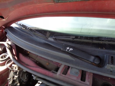 RAMIĘ WYCIERACZKI PRAWE PRZÓD FIAT PUNTO II 99-03 RAMIĘ WYCIERACZKI PRAWE PRZÓD FIAT PUNTO II 99-03