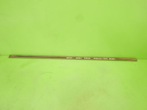 LISTWA DRZWIOWA PRAWA PRZÓD FORD MONDEO MK3 K0 LISTWA DRZWIOWA PRAWA PRZÓD FORD MONDEO MK3 K0