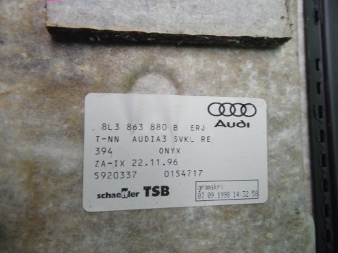 MOCOWANIE PÓŁKI TYŁ PRAWE AUDI A3 I 8L 3D 96-00 MOCOWANIE PÓŁKI TYŁ PRAWE AUDI A3 I 8L 3D 96-00