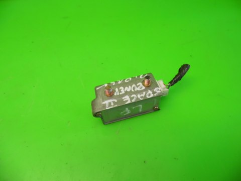 CZUJNIK UDERZENIA LEWY MITSUBISHI SPACE RUNNER II