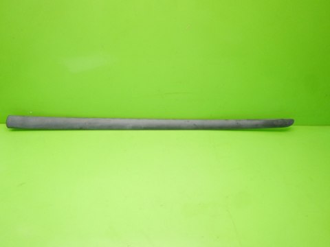 LISTWA DRZWI PRZÓD PRAWA MERCEDES W168 A140 01-04 LISTWA DRZWI PRZÓD PRAWA MERCEDES W168 A140 01-04