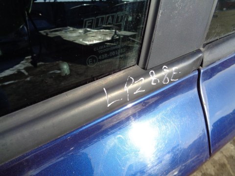 LISTWA ZGARNIAJĄCA LEWA PRZÓD FIAT STILO 3D HB 01- LISTWA ZGARNIAJĄCA LEWA PRZÓD FIAT STILO 3D HB 01-