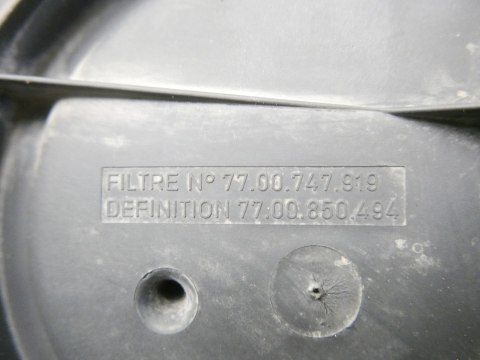 OBUDOWA FILTRA POWIETRZA RENAULT CLIO I 1.2 8V 90- OBUDOWA FILTRA POWIETRZA RENAULT CLIO I 1.2 8V 90-