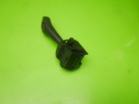 PRZEŁĄCZNIK WYCIERACZEK BMW 3 E46 320D 98-01 SEDAN PRZEŁĄCZNIK WYCIERACZEK BMW 3 E46 320D 98-01 SEDAN
