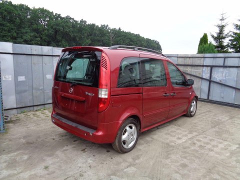 ZAWIAS DRZWI PRZÓD PRAWY DÓŁ MERCEDES VANEO W414 ZAWIAS DRZWI PRZÓD PRAWY DÓŁ MERCEDES VANEO W414