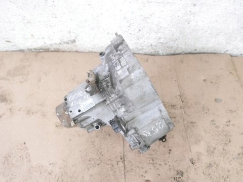 SKRZYNIA BIEGÓW DAIHATSU CUORE V L701 FL 1.0 01-03 SKRZYNIA BIEGÓW DAIHATSU CUORE V L701 FL 1.0 01-03