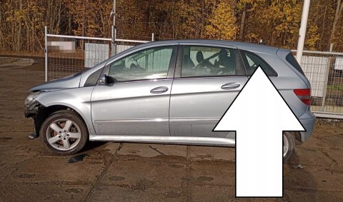 SZYBA KAROSERYJNA LEWA TYŁ MERCEDES W245 B180 05-