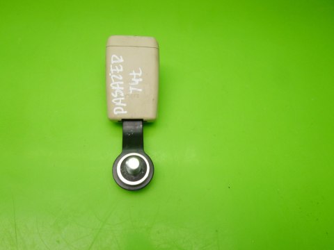 ZAPIĘCIE ZAPINKA PASA TYŁ PRAWA LEXUS LS460L 12-17