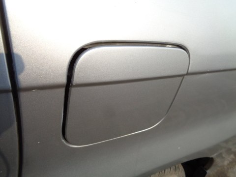 KLAPKA WLEWU PALIWA KIA SEDONA I CARNIVAL C5