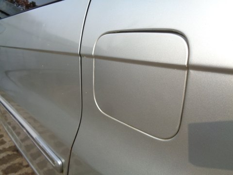 KLAPKA WLEWU PALIWA KIA SEDONA I CARNIVAL C5