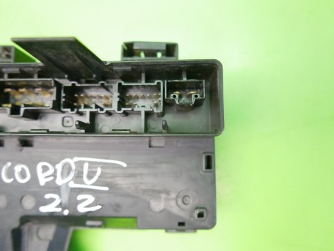 SKRZYNKA BEZPIECZNIKÓW HONDA ACCORD V 2.2 16V 95- SKRZYNKA BEZPIECZNIKÓW HONDA ACCORD V 2.2 16V 95-