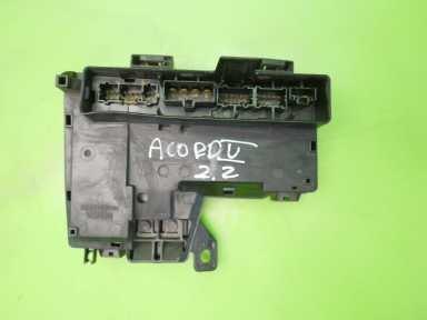 SKRZYNKA BEZPIECZNIKÓW HONDA ACCORD V 2.2 16V 95- SKRZYNKA BEZPIECZNIKÓW HONDA ACCORD V 2.2 16V 95-