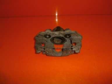 ZACISK HAMULCOWY PRAWY PRZÓD OPEL CORSA B 1.2 8V