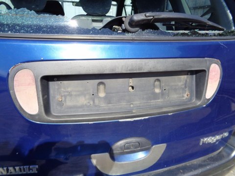 BLENDA LISTWA KLAPY TYŁ RENAULT MEGANE SCENIC I BLENDA LISTWA KLAPY TYŁ RENAULT MEGANE SCENIC I