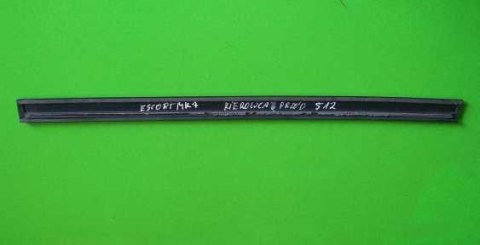 LISTWA DRZWI LEWA PRZÓD FORD ESCORT MK7 95-99 5D LISTWA DRZWI LEWA PRZÓD FORD ESCORT MK7 95-99 5D