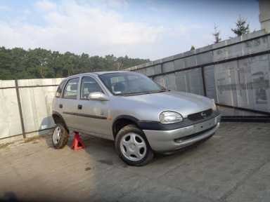 LISTWA DRZWIOWA PRAWA PRZÓD OPEL CORSA B 5D 97-00 LISTWA DRZWIOWA PRAWA PRZÓD OPEL CORSA B 5D 97-00