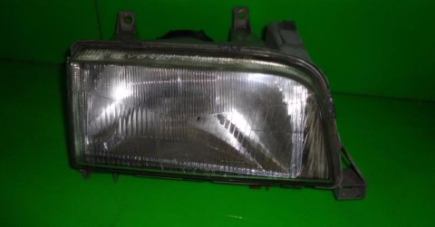 REFLEKTOR LAMPA PRAWA PRZÓD VOLVO 460 94-96 HELLA