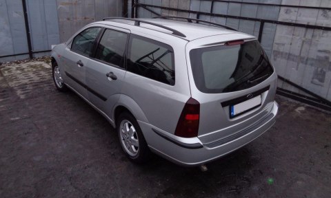 PAS PRZEDNI WZMOCNIENIE PRZÓD FORD FOCUS MK1 LIFT