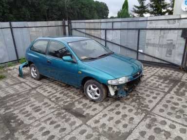 ZAWIAS DRZWI LEWY PRZÓD DÓŁ MAZDA 323P BA V 11R ZAWIAS DRZWI LEWY PRZÓD DÓŁ MAZDA 323P BA V 11R