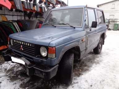 ŁAPA WSPORNIK SILNIKA MITSUBISHI PAJERO I 2.5TD