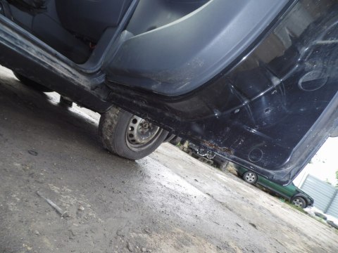 DRZWI PRAWE PRZÓD PRZEDNIE PEUGEOT BIPPER I 632 DRZWI PRAWE PRZÓD PRZEDNIE PEUGEOT BIPPER I 632