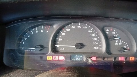 Silnik słupek 1.6 16V X16XEL 74kW 100KM OPEL VECTRA B Odpala Silnik słupek 1.6 16V X16XEL 74kW 100KM OPEL VECTRA B Odpala