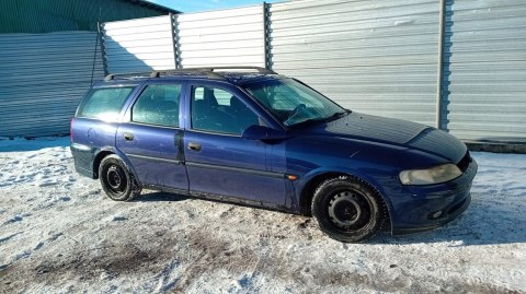 Silnik słupek 1.6 16V X16XEL 74kW 100KM OPEL VECTRA B Odpala Silnik słupek 1.6 16V X16XEL 74kW 100KM OPEL VECTRA B Odpala