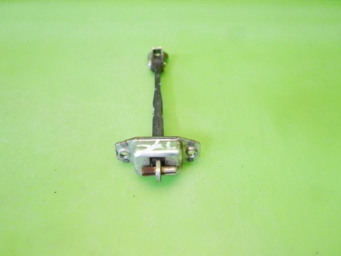 Ogranicznik drzwi lewy tył SUZUKI SX4 I EY HB 5D 06-09