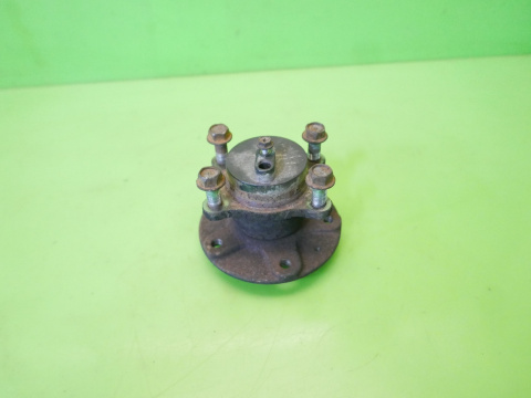 Piasta prawa tył tylna SUZUKI SX4 I EY 1.9 DDIS HB 06-09 Piasta prawa tył tylna SUZUKI SX4 I EY 1.9 DDIS HB 06-09