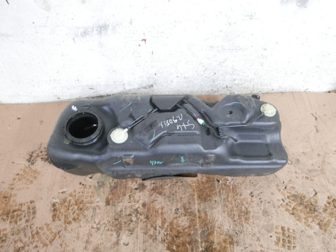 Zbiornik paliwa SUZUKI SX4 I EY 1.9 DDIS HB 06-09 Zbiornik paliwa SUZUKI SX4 I EY 1.9 DDIS HB 06-09